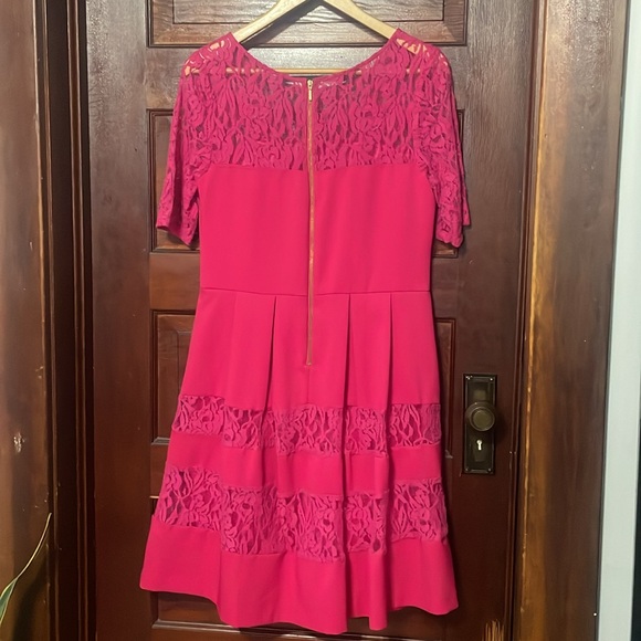 💕Pink !Pink! Dress with Lace 💕 - Picture 6 of 8